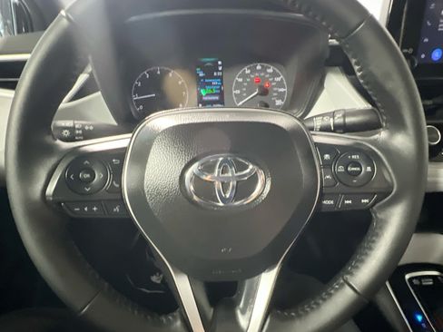 Used 2025 Toyota Corolla SE FWD image 18