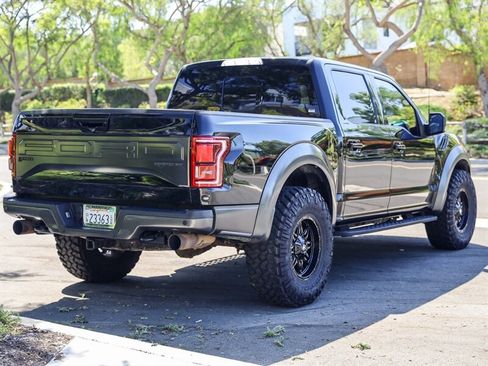Used 2018 Ford F150 Raptor w/ Equipment Group 802A Luxury AWD/4WD image 6