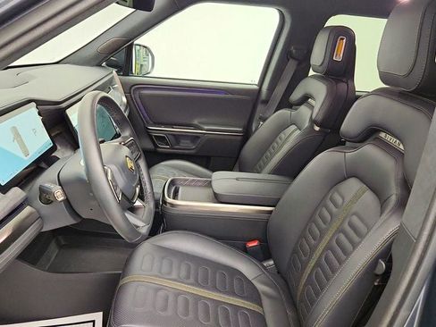 Used 2023 Rivian R1S Adventure AWD/4WD image 22