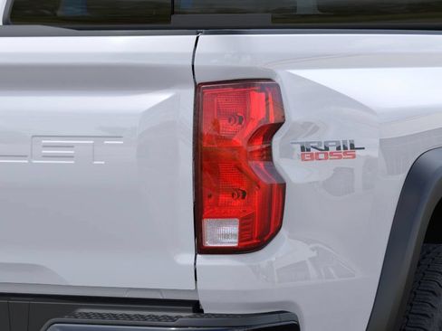 New 2026 Chevrolet Colorado Trail Boss AWD/4WD image 11