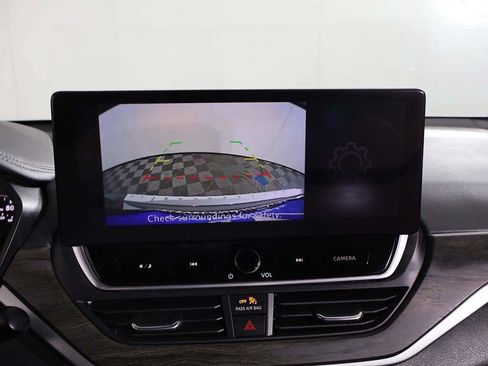 Used 2023 Nissan Altima 2.5 SV w/ SV Premium Package FWD image 47