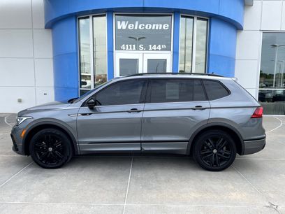 Used 2022 Volkswagen Tiguan SE R-Line