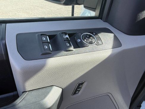 Used 2018 Ford F250 XL w/ STX Appearance Package image 18