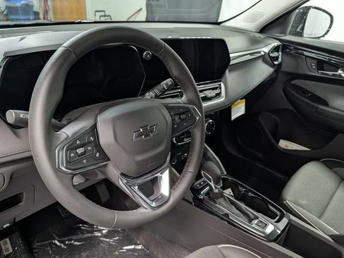 New 2026 Chevrolet TrailBlazer LT w/ Convenience Package FWD image 15
