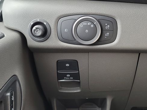 Used 2024 Ford Transit 250 Low Roof w/ Exterior Upgrade Package image 32