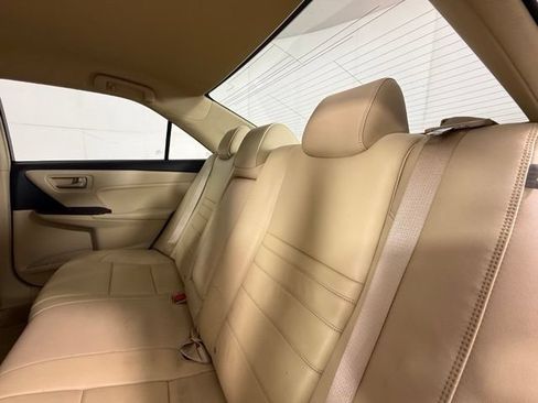 Used 2016 Toyota Camry XLE FWD image 25