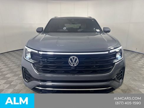 Used 2026 Volkswagen Atlas Cross Sport SEL Premium R-Line AWD/4WD image 2