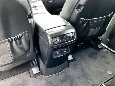Used 2022 Hyundai Palisade Limited image 29
