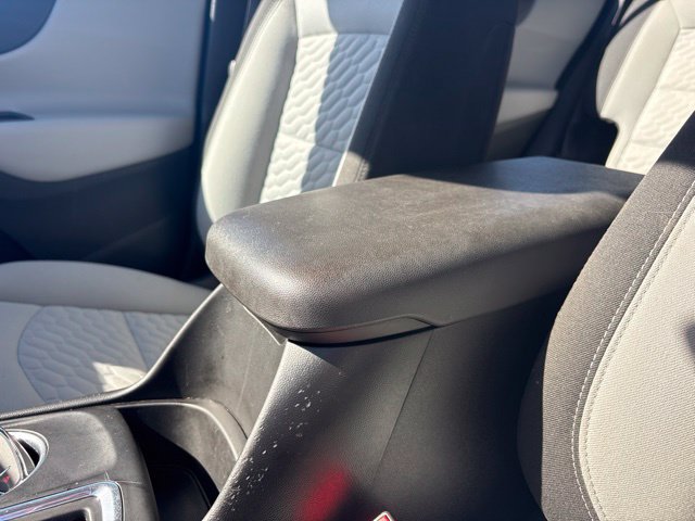 Used 2020 Chevrolet Equinox LS AWD/4WD image 25