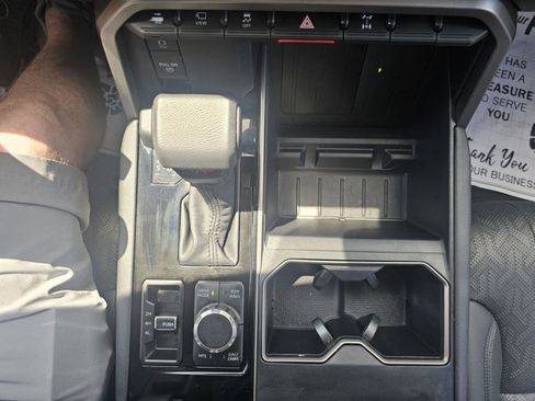 Used 2022 Toyota Tundra Limited image 25