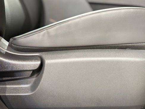 Used 2023 Nissan Rogue SV w/ SV Premium B Package image 48