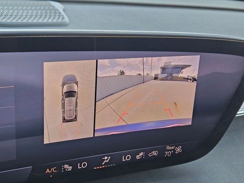 Certified 2025 Buick Enclave Preferred AWD/4WD image 13