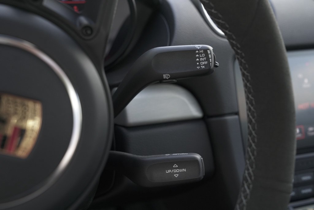 Used 2023 Porsche 718 Cayman GT4 RWD image 59