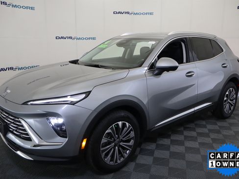 Used 2024 Buick Envision Preferred image 12