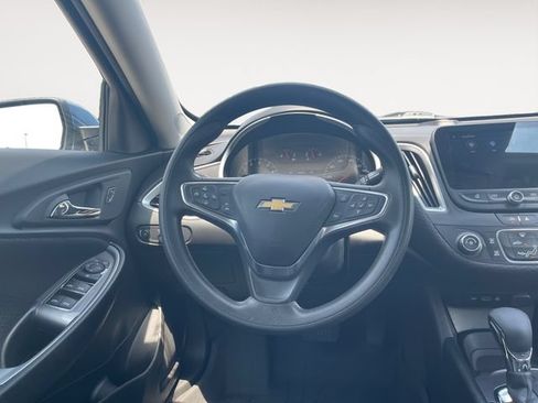 Used 2024 Chevrolet Malibu LS FWD image 12