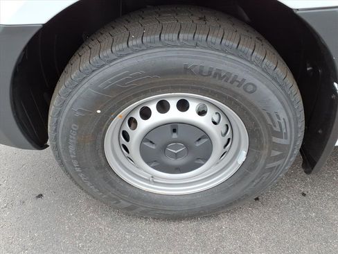 New 2026 Mercedes-Benz Sprinter 2500 image 9