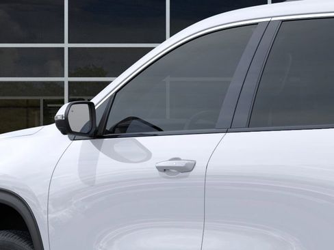 New 2025 GMC Acadia Elevation image 12