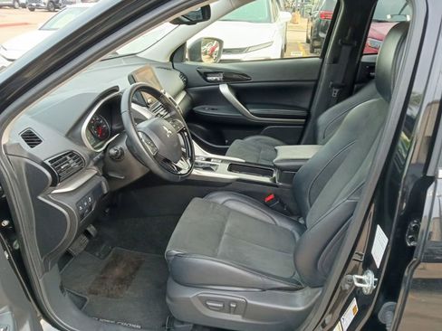 Used 2025 Mitsubishi Eclipse Cross SE image 4