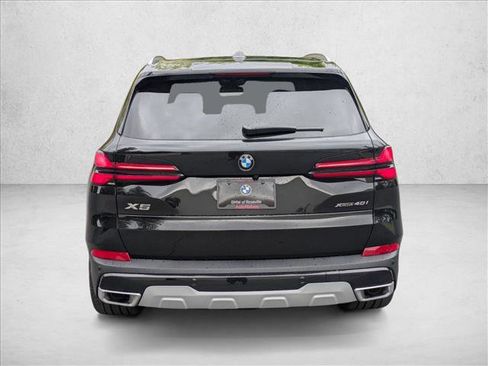 Used 2026 BMW X5 xDrive40i w/ Climate Comfort Package AWD/4WD image 7