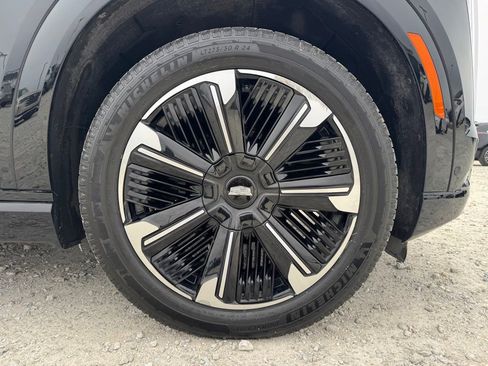 Certified 2026 Cadillac Escalade IQ Sport 2 image 19