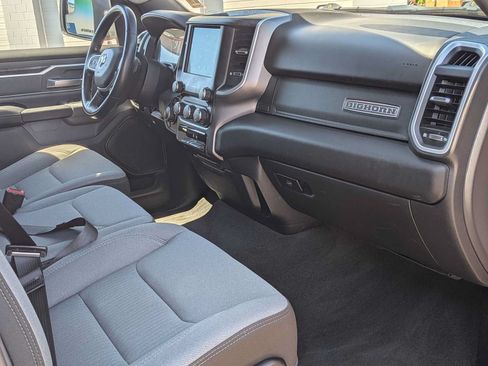 Used 2022 RAM 1500 Big Horn AWD/4WD image 24