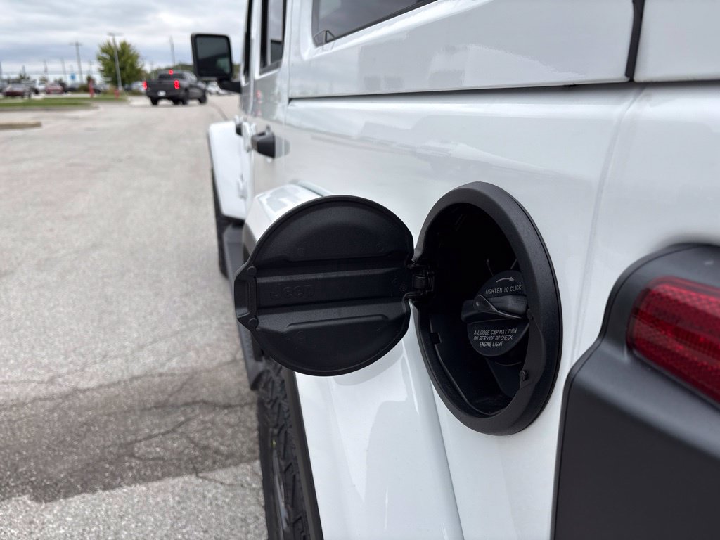 New 2027 Jeep Wrangler Unlimited Sahara AWD/4WD image 7