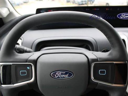 New 2026 Ford Expedition Active RWD image 17