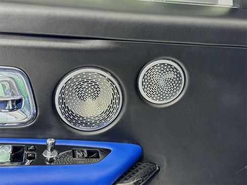 Certified 2021 Rolls-Royce Cullinan Black Badge image 18