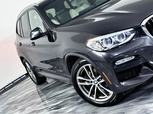 Used 2018 BMW X3 xDrive30i AWD/4WD image 4