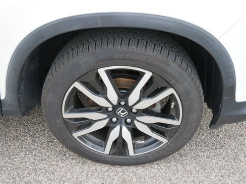 Used 2019 Honda Pilot Touring image 18