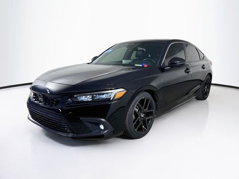 Used 2023 Honda Civic Sport Touring image 4