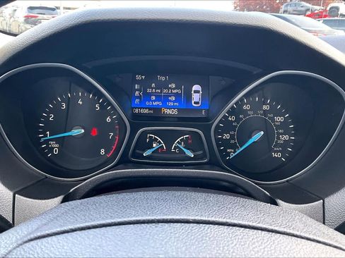 Used 2016 Ford Focus SE image 25