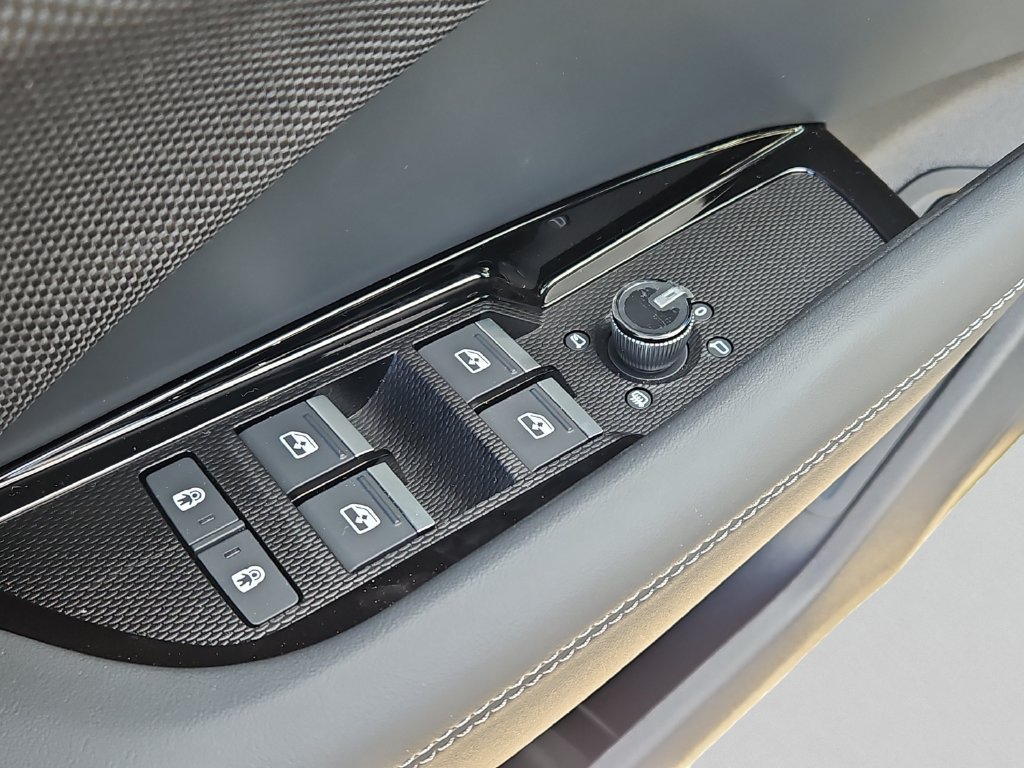 New 2026 Audi Q3 quattro 2.0T AWD/4WD image 19