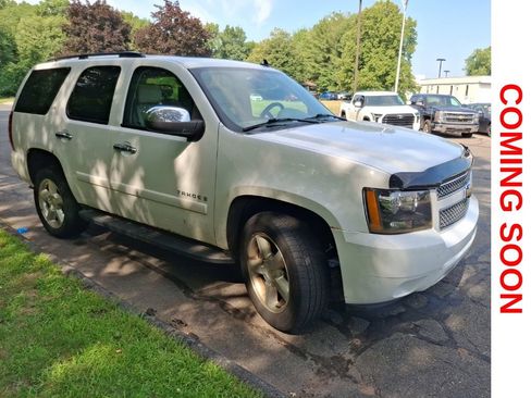Used 2008 Chevrolet Tahoe LTZ w/ LTZ Preferred Equipment Group AWD/4WD image 3