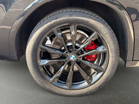 Used 2023 BMW X4 M40i image 17