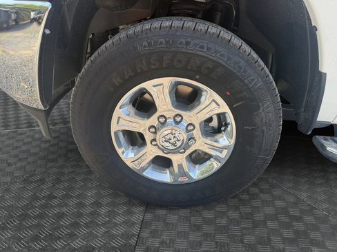 New 2026 RAM 2500 Big Horn AWD/4WD image 14