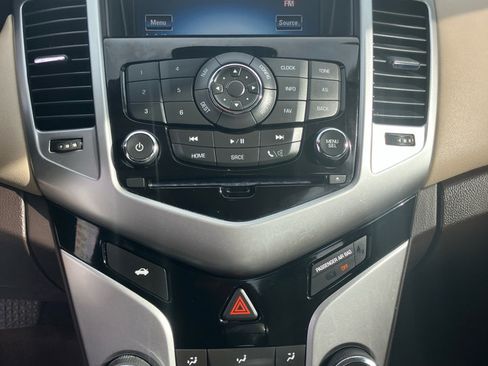 Used 2015 Chevrolet Cruze LT w/ Enhanced Safety Package image 16