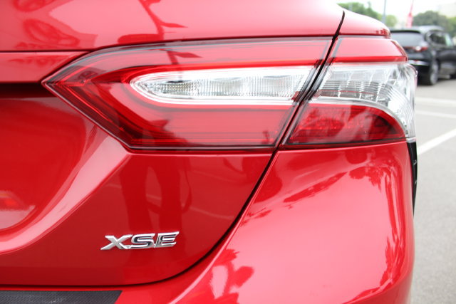 Used 2019 Toyota Camry XSE FWD image 15