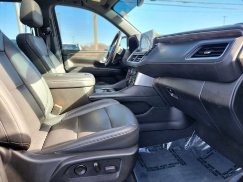 Used 2021 Chevrolet Tahoe LT w/ LT Signature Package image 9