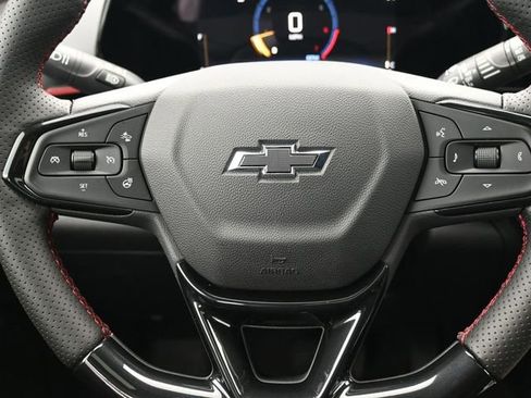 New 2026 Chevrolet Trax RS w/ Sunroof Package image 27