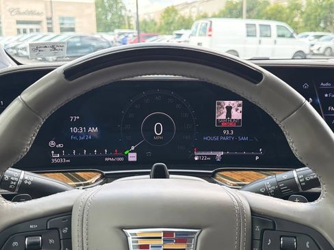 Certified 2023 Cadillac Escalade Premium Luxury Platinum AWD/4WD image 6