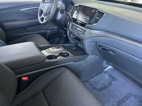 New 2025 Honda Ridgeline Sport image 11