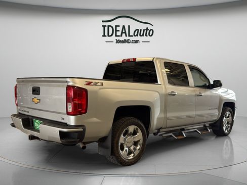 Used 2018 Chevrolet Silverado 1500 LTZ Z71 w/ LTZ Plus Package AWD/4WD image 9