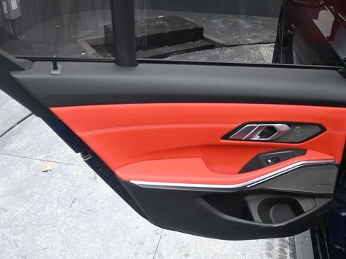 Used 2022 BMW M3 Competition w/ M Carbon Exterior Package AWD/4WD image 13