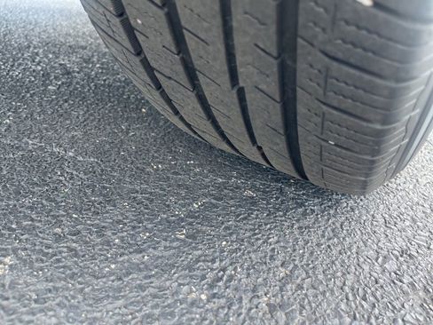 Used 2020 GMC Acadia SLE image 40