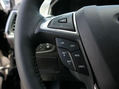 Used 2023 Ford Edge SEL w/ Convenience Package AWD/4WD image 15