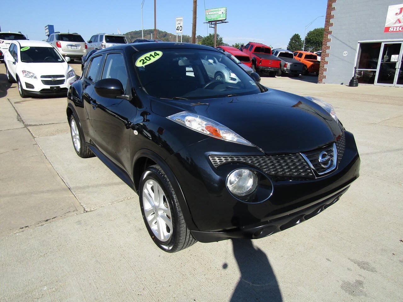 Used 2014 Nissan Juke S AWD/4WD image 2