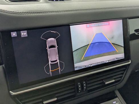 Used 2021 Porsche Cayenne S image 29