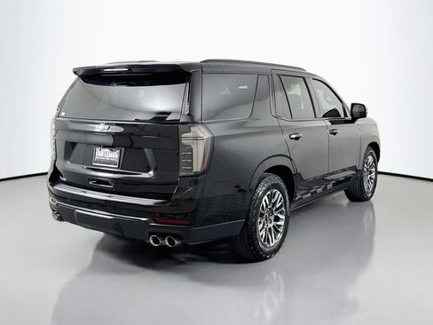 Used 2025 Chevrolet Tahoe Z71 w/ Z71 Off-Road Package AWD/4WD image 7