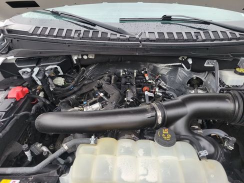 Used 2023 Ford Expedition XLT RWD image 37